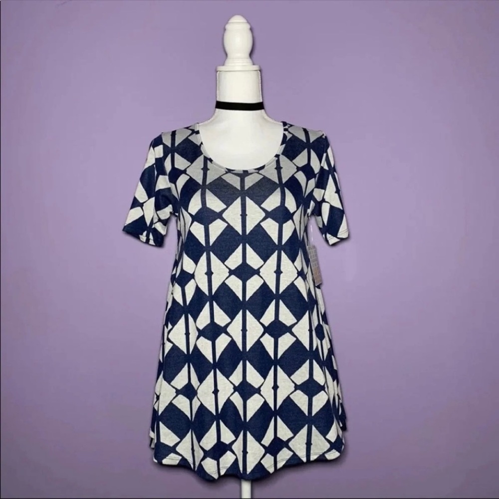FINAL PRICE!! NWT LuLaRoe Blue and Grey Geometric Perfect T
